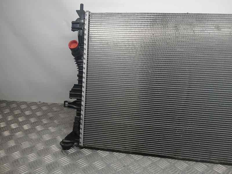 Recambio de radiador agua para ford focus st-line referencia OEM IAM JX618005AD  