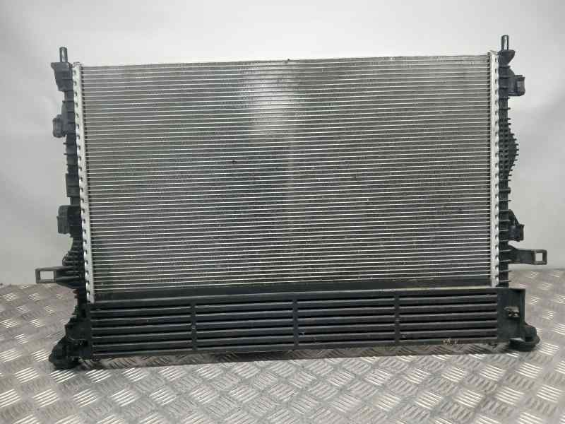 Recambio de radiador agua para ford focus st-line referencia OEM IAM JX618005AD  