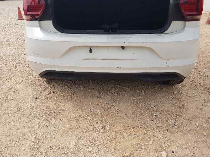 Recambio de paragolpes trasero para volkswagen polo advance referencia OEM IAM 2G6807421GRU  TOCADO