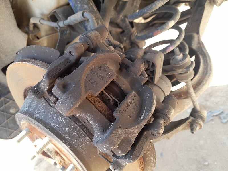 Recambio de pinza freno trasera izquierda para ford kuga ii (dm2) 2.0 tdci referencia OEM IAM 2210215  