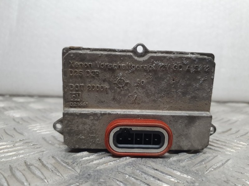 Recambio de centralita faros xenon para audi a6 avant (4f5) 3.0 tdi quattro referencia OEM IAM 5DV00829000  