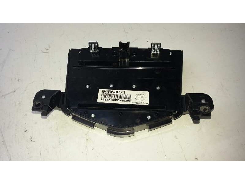 Recambio de mando radio para chevrolet cruze ls referencia OEM IAM 94563271  