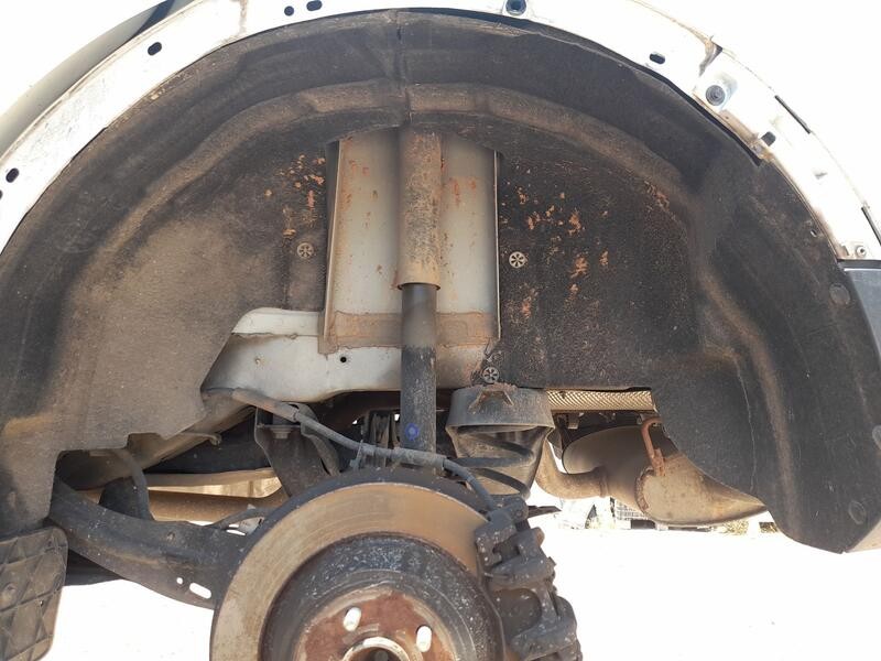 Recambio de plastico pase rueda tras. izq. para ford kuga ii (dm2) 2.0 tdci referencia OEM IAM 1791086  