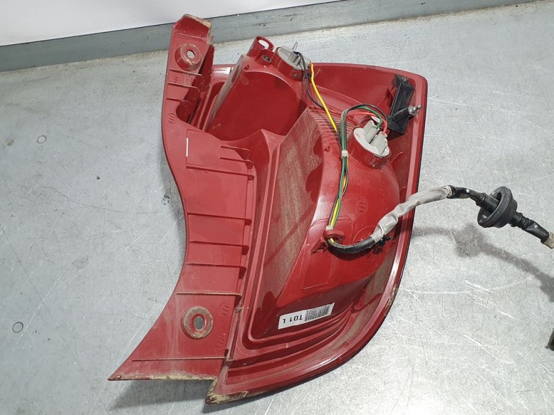 Recambio de piloto trasero izquierdo para kia picanto drive referencia OEM IAM 924011Y010  