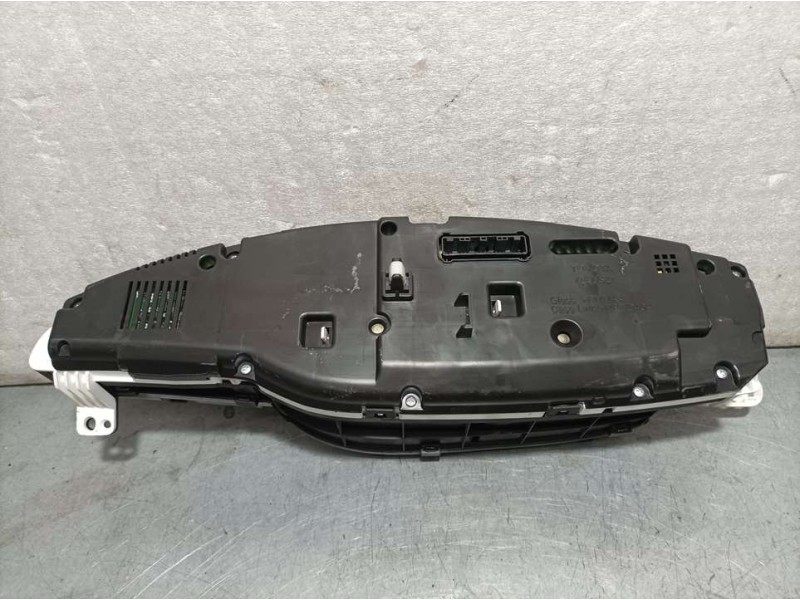 Recambio de cuadro instrumentos para toyota verso active referencia OEM IAM 838000F070 2574500457 