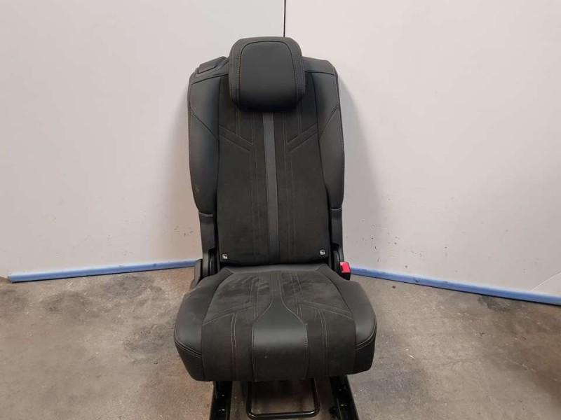 Recambio de asiento trasero derecho para peugeot 5008 gt line 1.5 hdi 130 cv referencia OEM IAM   PIEL // SEGUNDA FILA