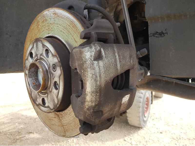 Recambio de pinza freno delantera derecha para volkswagen polo advance referencia OEM IAM 2Q0615124  MANDO