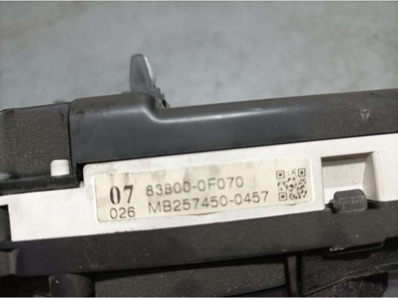 Recambio de cuadro instrumentos para toyota verso active referencia OEM IAM 838000F070 2574500457 