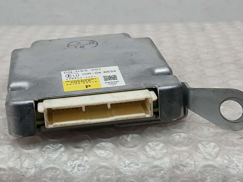 Recambio de modulo electronico para toyota land cruiser (j15) vx referencia OEM IAM 8815060110 0368003231 DENSO