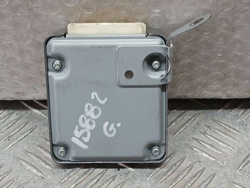 Recambio de modulo electronico para toyota land cruiser (j15) vx referencia OEM IAM 8815060110 0368003231 DENSO