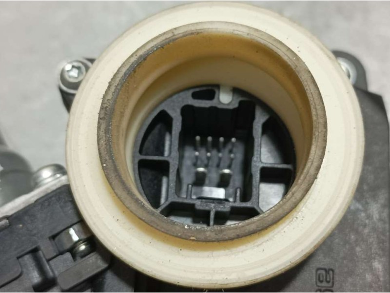 Recambio de elevalunas trasero derecho para toyota verso active referencia OEM IAM 977555106  ELECTRICO 10 PINS