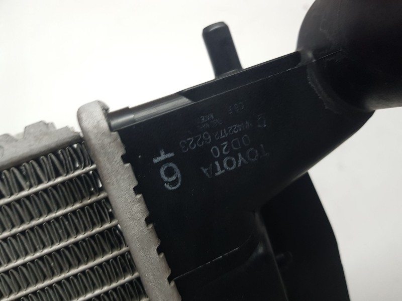 Recambio de radiador agua para toyota corolla (_e12_) 1.6 vvt-i (zze121_) referencia OEM IAM 164000D200  