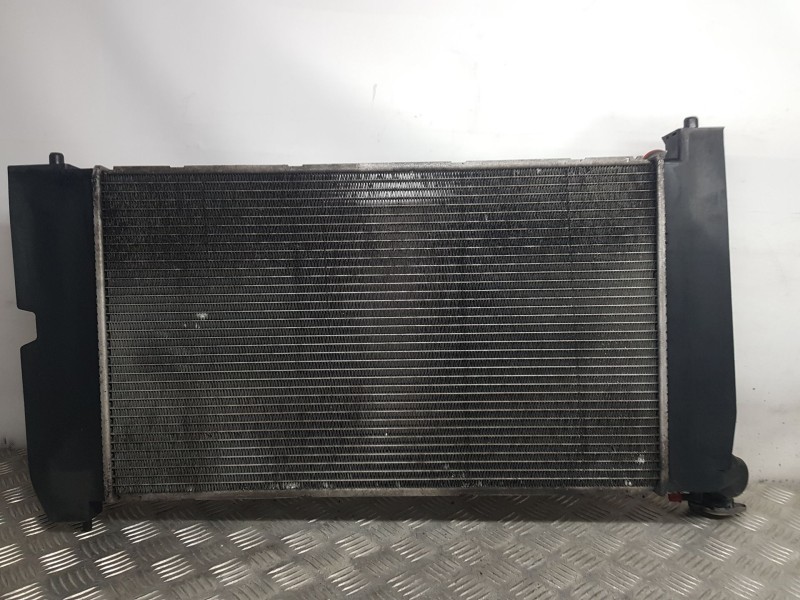 Recambio de radiador agua para toyota corolla (_e12_) 1.6 vvt-i (zze121_) referencia OEM IAM 164000D200  