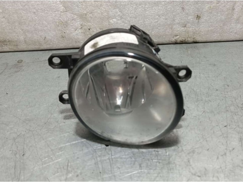 Recambio de faro antiniebla izquierdo para toyota verso active referencia OEM IAM 812200F020  