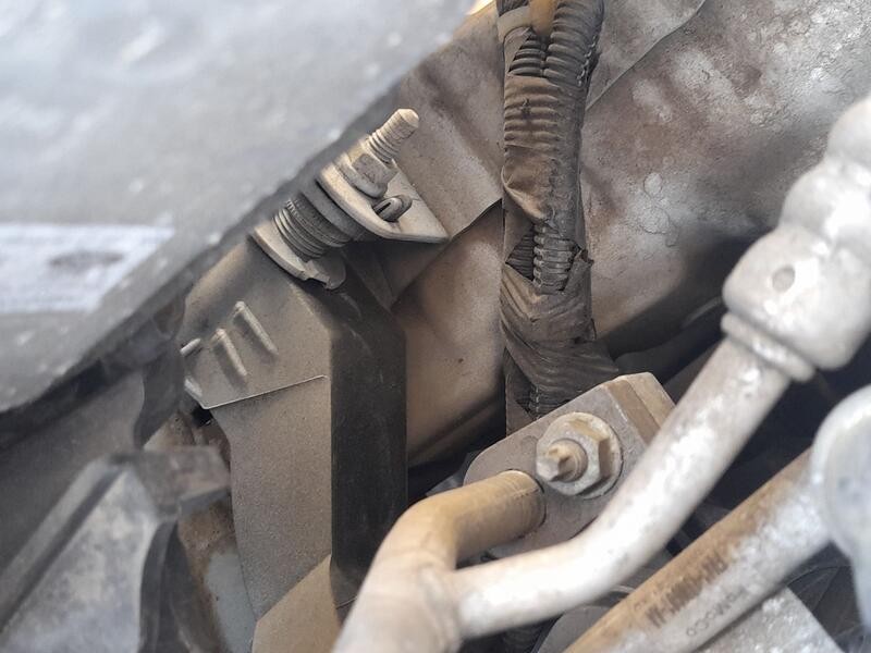 Recambio de refuerzo paragolpes delantero para ford kuga ii (dm2) 2.0 tdci referencia OEM IAM 2437920  