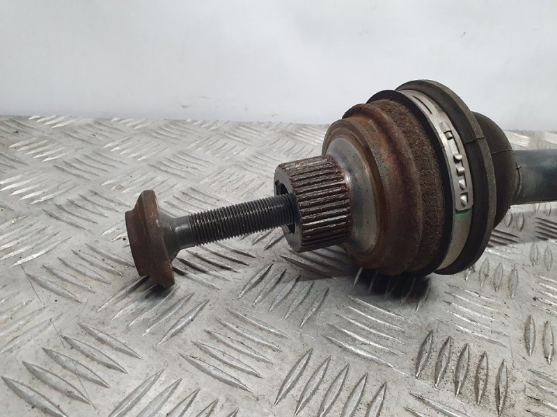 Recambio de transmision trasera derecha para audi a4 ber. (b8) básico quattro referencia OEM IAM 8K0501203J  