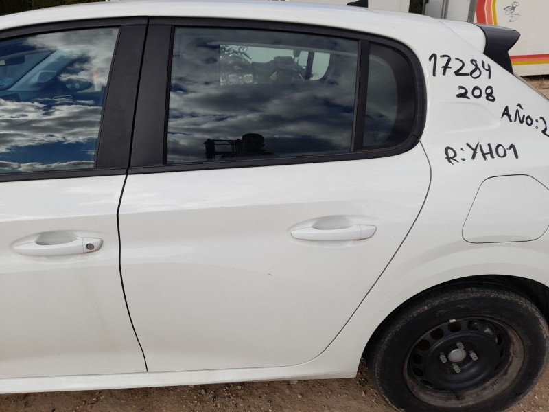 Recambio de puerta trasera izquierda para peugeot 208 ii (ub_, up_, uw_, uj_) 1.5 bluehdi 100 referencia OEM IAM 9827577980  