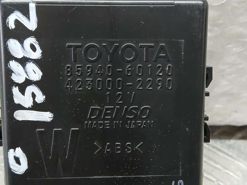 Recambio de modulo electronico para toyota land cruiser (j15) vx referencia OEM IAM 8594060120 4230002290 DENSO