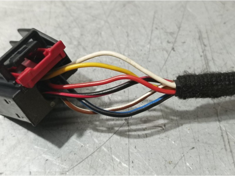 Recambio de retrovisor izquierdo para volkswagen passat berlina (3c2) advance referencia OEM IAM 3C1857507DP  ELECTRICO 6 CABLES