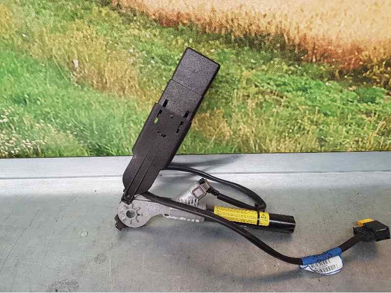 Recambio de pretensor airbag derecho para renault kangoo (f/kc0) generique referencia OEM IAM   