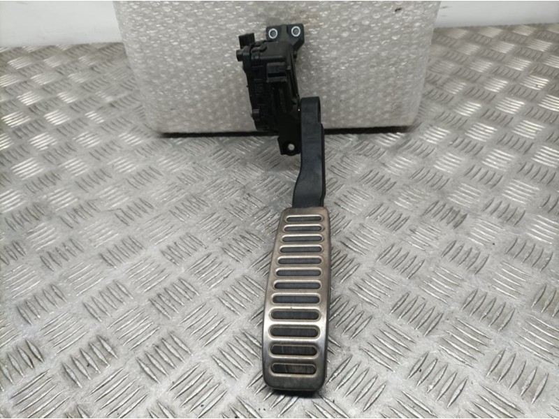 Recambio de potenciometro pedal para volkswagen touareg (7la) tdi v10 referencia OEM IAM 7L6723507 6PV00777024 HELLA