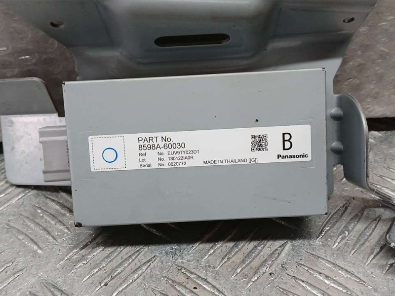 Recambio de modulo electronico para toyota land cruiser (j15) vx referencia OEM IAM 8598A60030 180122IA0R 