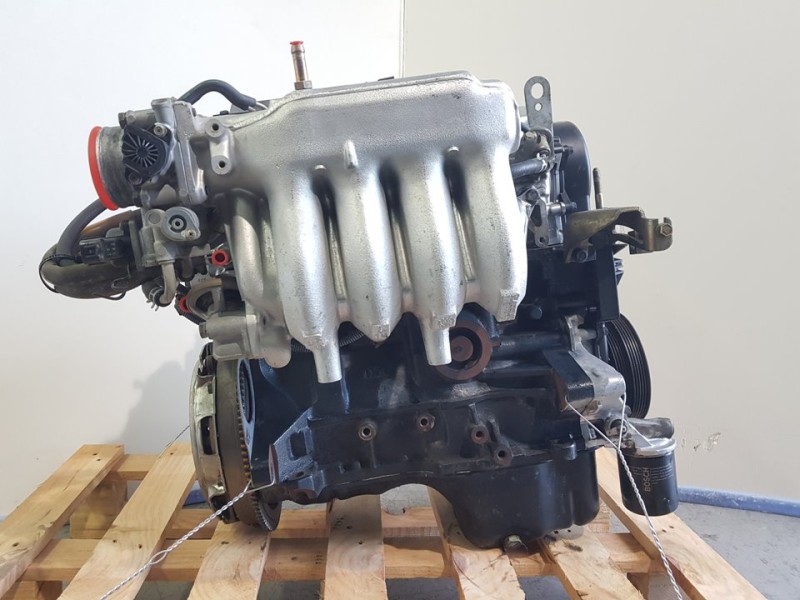 Recambio de motor completo para mitsubishi carisma berlina 5 (da0) 1600 classic referencia OEM IAM 4G92 LT8290 