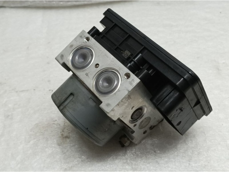 Recambio de abs para mazda 3 lim. () style referencia OEM IAM BSS6437A0 06212039944 