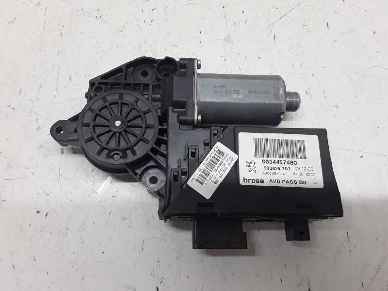 Recambio de motor elevalunas delantero derecho para peugeot 307 break / sw (s1) 2.0 hdi cat referencia OEM IAM 990829101  963445