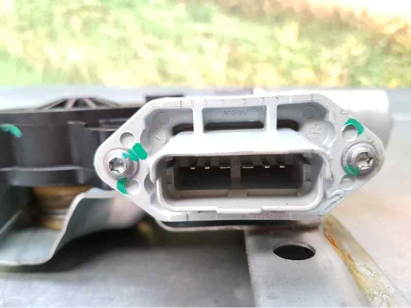 Recambio de elevalunas delantero derecho para smart forfour basis (52kw) (453.042) referencia OEM IAM 12800149106A 6 PINS ELECTR