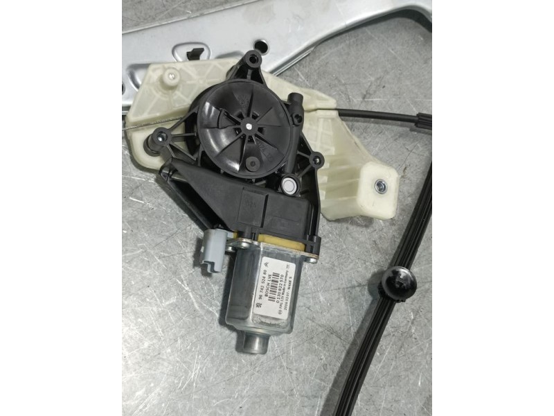 Recambio de elevalunas delantero derecho para citroën c4 cactus feel edition referencia OEM IAM 9674252480 0130822570 ELECTRICO 