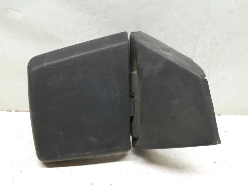 Recambio de retrovisor derecho para renault trafic referencia OEM IAM   