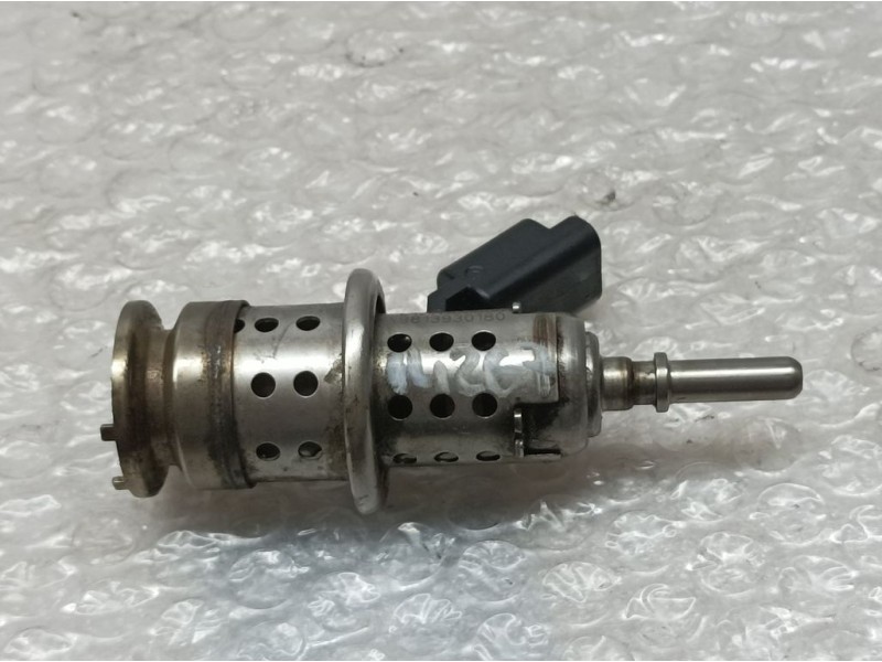 Recambio de inyector adblue para peugeot rifter access standard referencia OEM IAM 9813930180  
