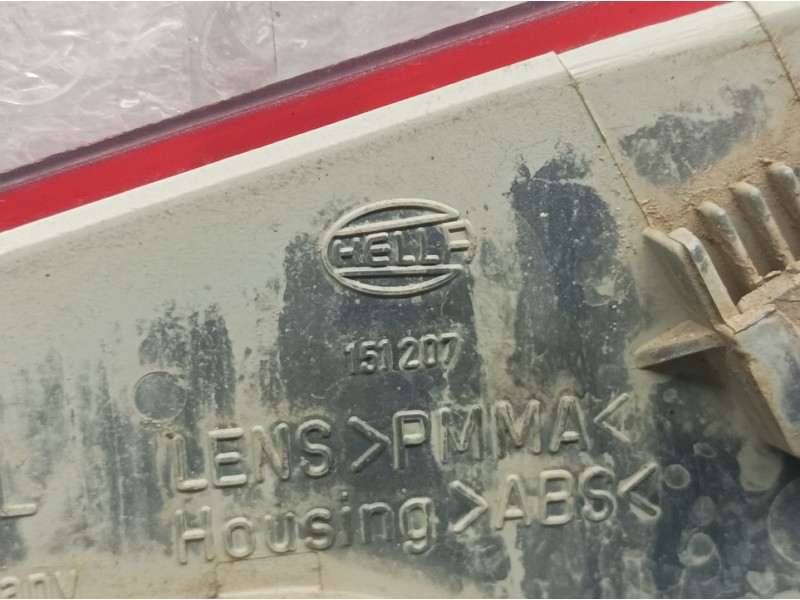 Recambio de piloto trasero izquierdo para mitsubishi carisma berlina 5 (da0) 1600 classic referencia OEM IAM 151207  INTERIOR HE