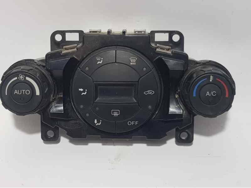 Recambio de mando climatizador para ford fiesta (cb1) ghia referencia OEM IAM 8A6T18C612AJ  