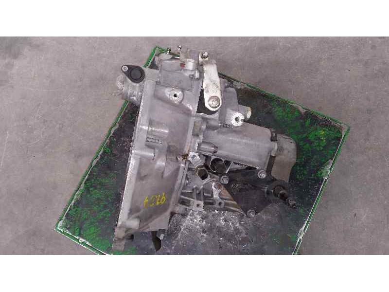 Recambio de caja cambios para peugeot 206+ básico referencia OEM IAM 20CQ98 1063956 5VELOCIDADES
