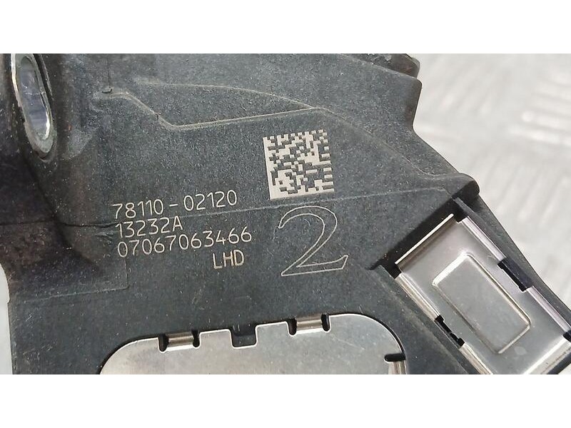 Recambio de potenciometro pedal para toyota auris hybrid active referencia OEM IAM 7811002120  13232A