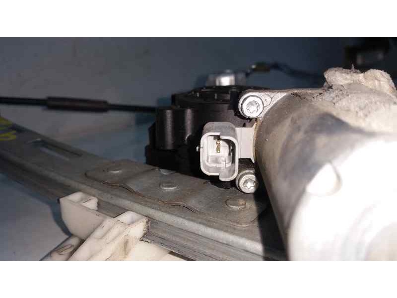 Recambio de elevalunas delantero derecho para peugeot 206+ básico referencia OEM IAM  2 PINS ELECTRICO
