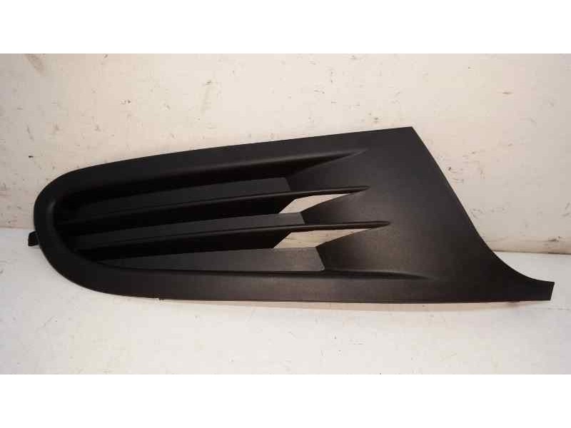 Recambio de rejilla paragolpes derecha para volkswagen golf vi (5k1) referencia OEM IAM 107234617  