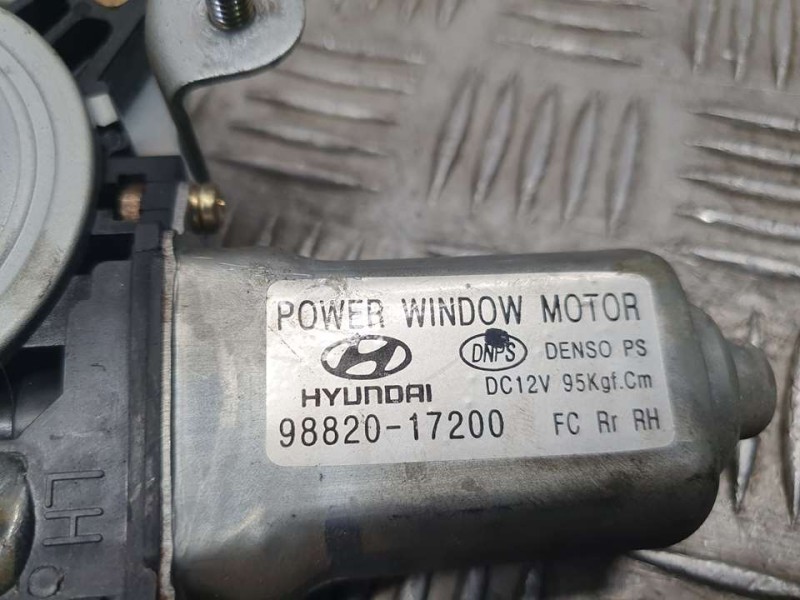 Recambio de elevalunas trasero derecho para hyundai matrix (fc) 1.5 crdi 16v gls referencia OEM IAM 9882017200  ELECTRICO 2 PINE