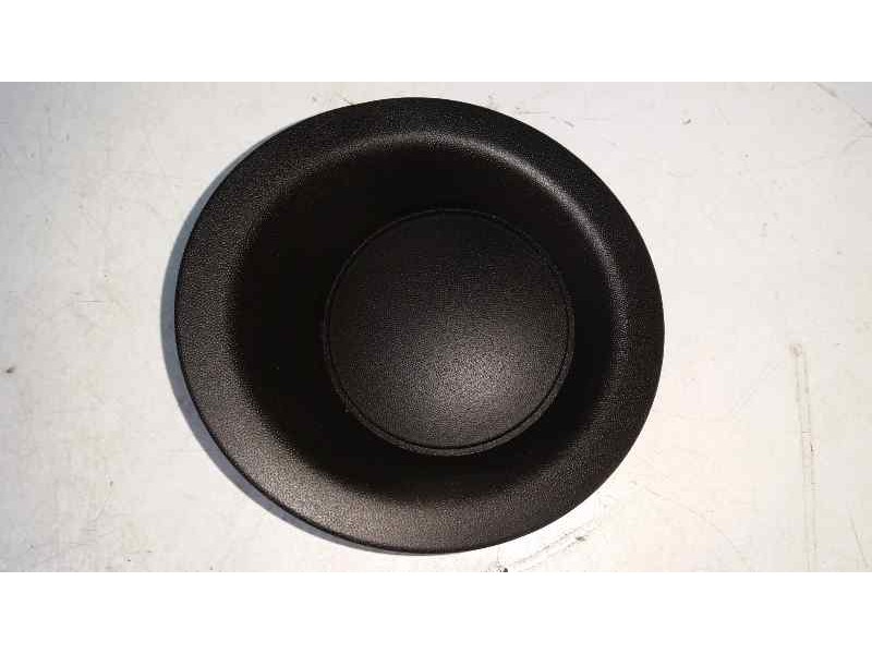 Recambio de tapa antiniebla para renault clio iv referencia OEM IAM 107199619  