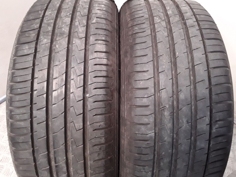 Recambio de neumatico pareja para neumaticos reutilizados - referencia OEM IAM 215551798W 215/55/17/98W FALKEN