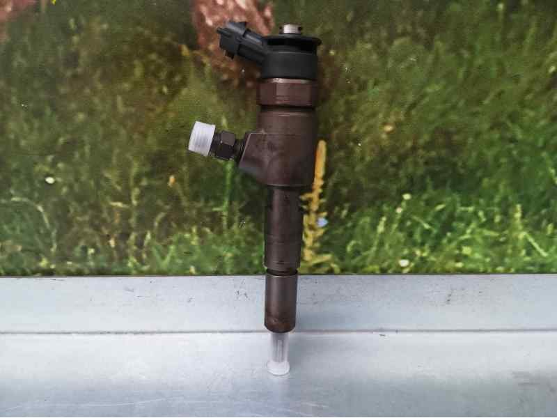 Recambio de inyector para peugeot bipper 1.4 hdi referencia OEM IAM 565889 0445110252 BOSCH