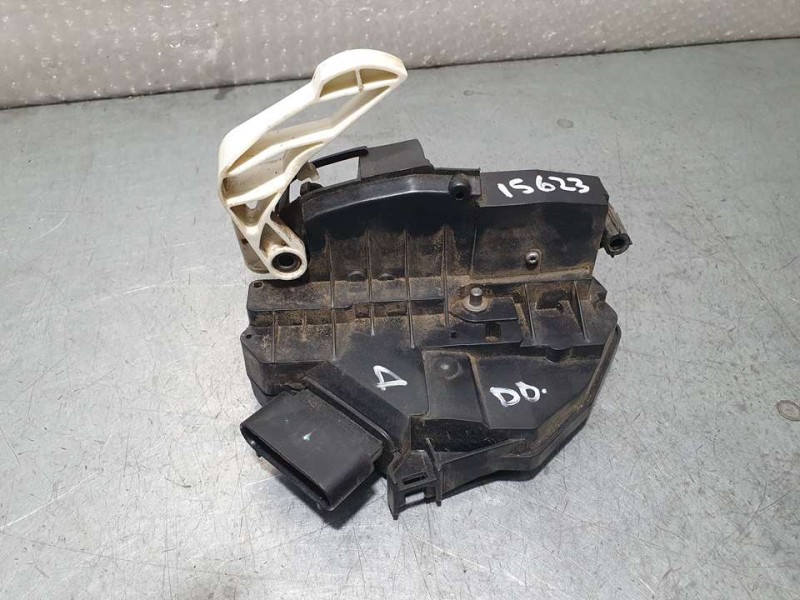 Recambio de cerradura puerta delantera derecha para ford fiesta (cb1) ambiente referencia OEM IAM 8A6AA21812BF FOMOCO 4 PINES