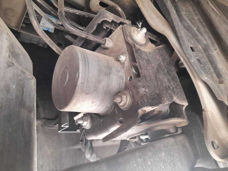 Recambio de abs para opel crossland x / crossland (p17, p2qo) 1.5 turbo d (75) referencia OEM IAM 1631852380  