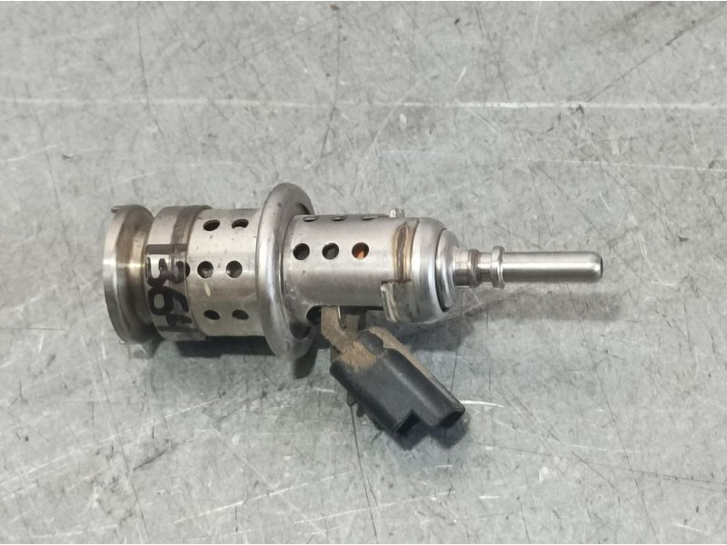 Recambio de inyector adblue para citroën c3 business referencia OEM IAM 9813930180  