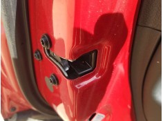 CERRADURA PUERTA TRASERA IZQUIERDA 