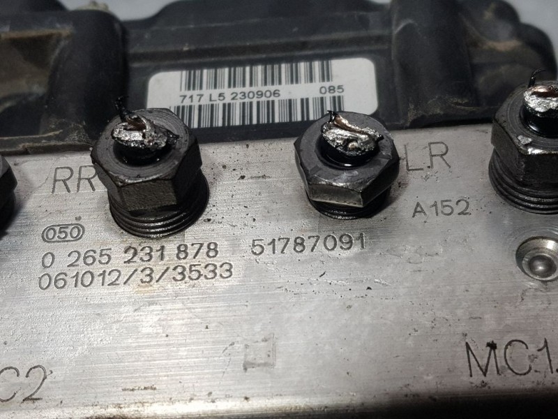 Recambio de abs para fiat punto (evo) (199) mylife referencia OEM IAM 51787091 0265231787 BOSCH