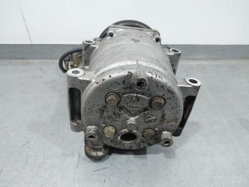 Recambio de compresor aire acondicionado para ford fiesta (cb1) ambiente referencia OEM IAM 8v5119d629df  fomoco