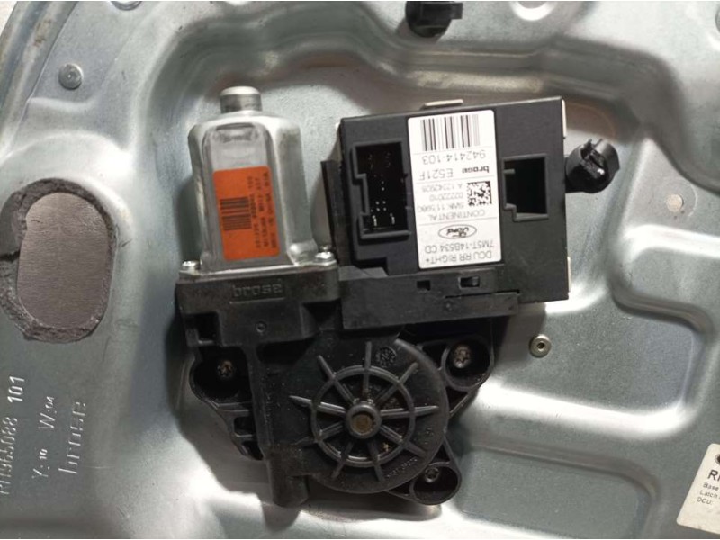 Recambio de elevalunas trasero derecho para ford kuga (cbv) titanium referencia OEM IAM 8V41S264A26AD A12275475 ELECTRICO BROSE